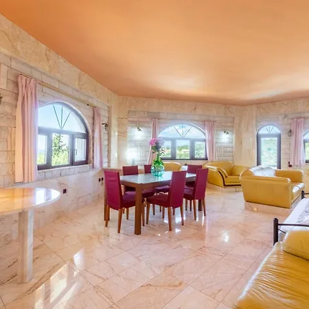 Villa Paco's Luxury 31