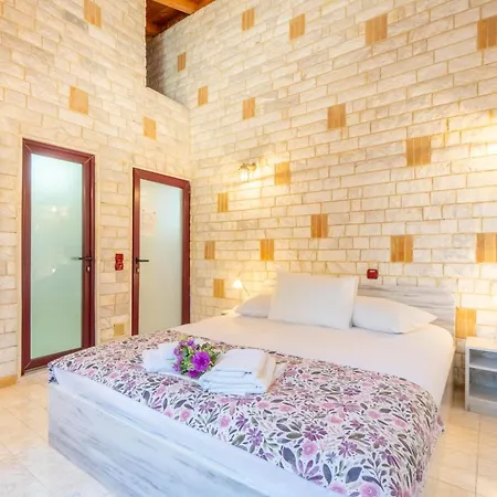 Villa Paco's Luxury 31 Ozias